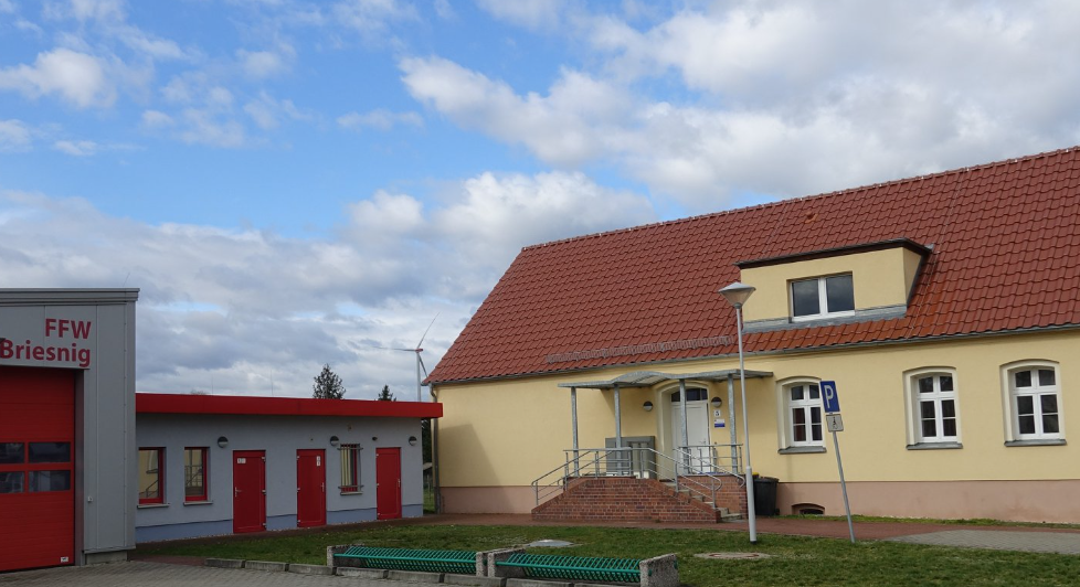 Briesnig, Gemeindehaus